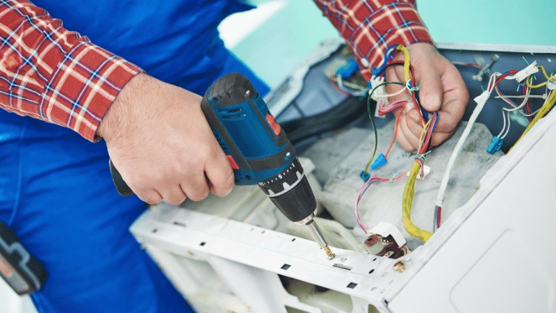 Gaziosmanpaşa Hoover Hoover çamaşır makinesi kart tamiri – Su almama arızası orijinal parça ile giderildi. - Teknik servis örneği